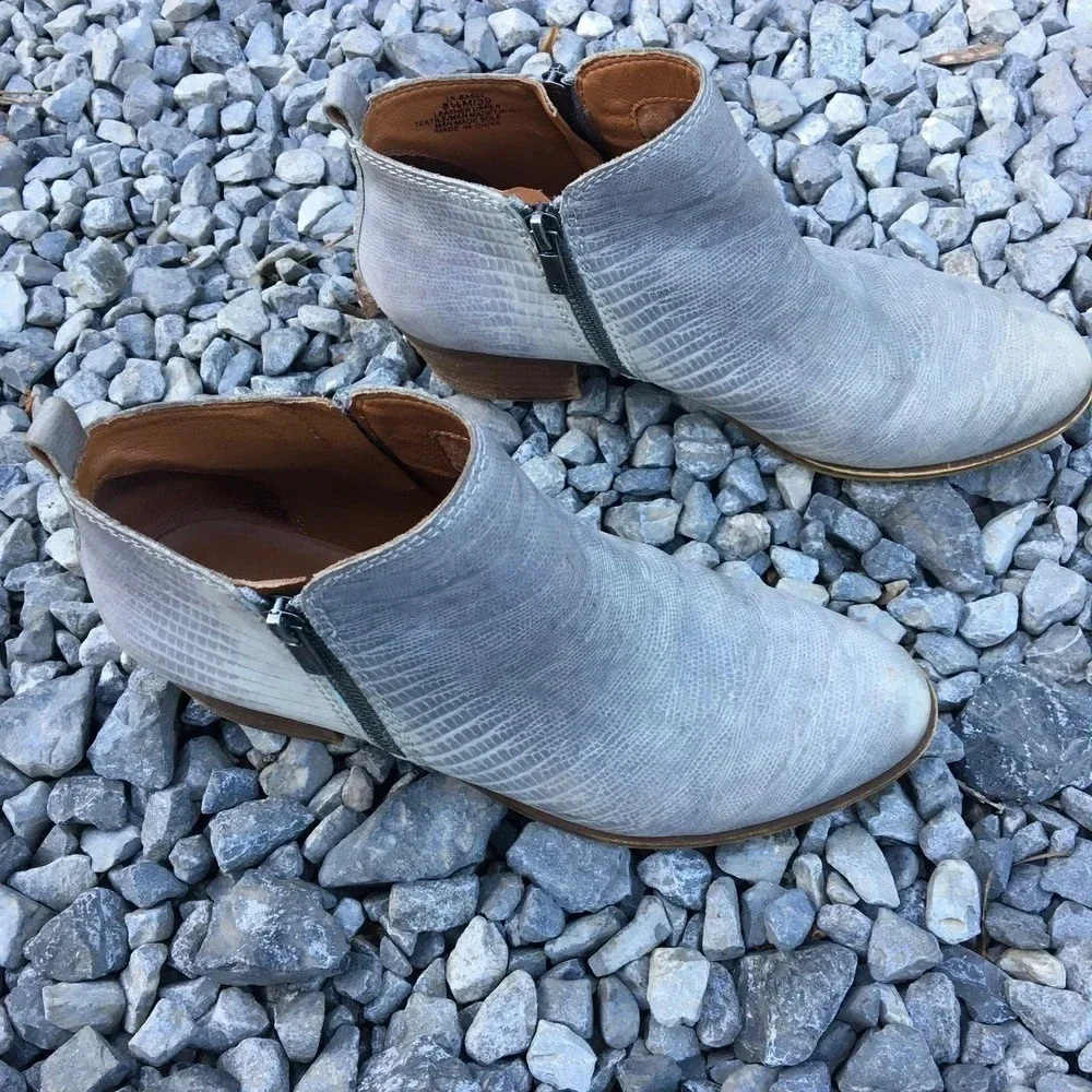Lucky Brand Women's Size 8.5 Gray Basel Booties